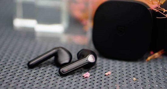 如果切换播放设备后还是没有声音，可能是设备损坏。