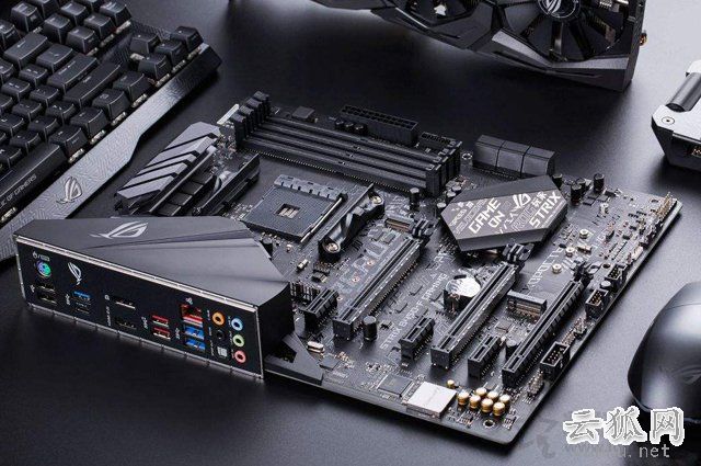 AMD B450和B350主板差距大吗？B450主板和B350主板区别对比