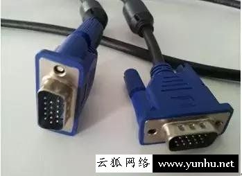 笔记本电脑外接显示器怎么设置?笔记本电脑接显示器实现双屏教程