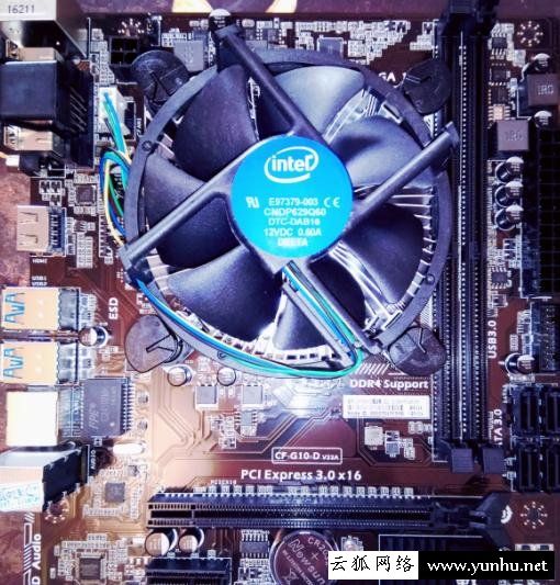 电脑组装教程:安装intel CPU和原装CPU散热器图文教程
