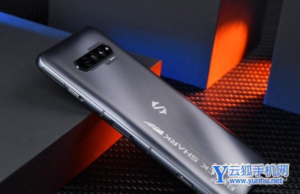 黑鲨4s外观怎么样-整体手感怎么样