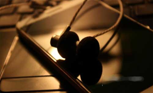 雷鸟ff1屏幕材质是什么-是OLED屏幕还是LCD屏幕(图文)