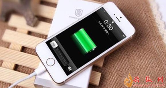 手机电池不耐用怎么办 教你手机正确的充电方式