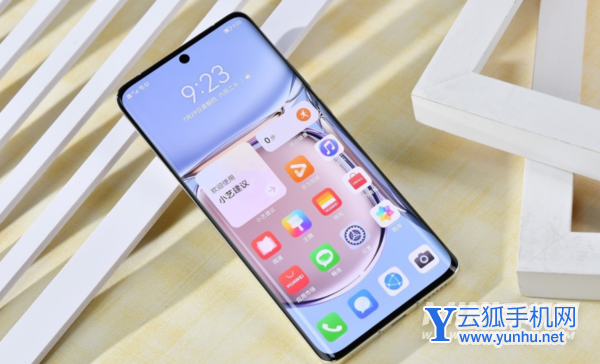 为什么手机都喜欢搞曲面屏-是因为曲面屏好用吗