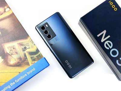 iqooneo5s和iqoo7参数对比区别是什么？