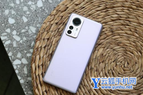 小米12pro有没有标配有充电器-手机里面有充电器吗