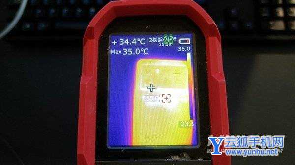 4K无短板旗舰!iQOO 9首发评测:骁龙8跑《原神》仅仅40℃