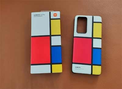 雷军请设计师专门做了小米12 Pro蒙特里安保护壳:不量产