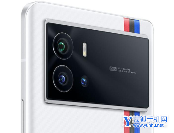 iqoo9pro和iqoo8pro怎么选择-哪款现在更加值得入手-参数对比