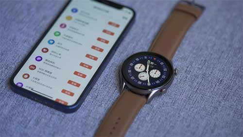 现在的「大号手环」也能装 app？(图文)