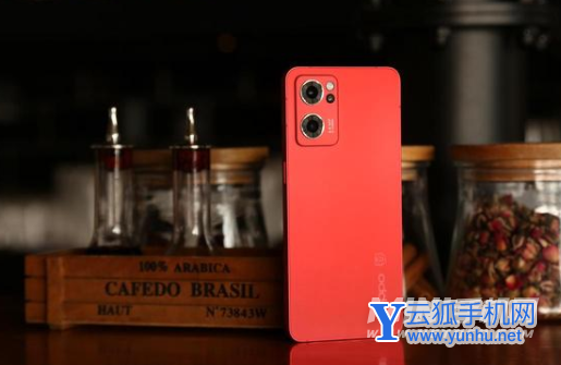 opporeno7新年版和普通版区别-哪款手机值得入手-参数对比
