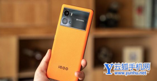 三千价位的iqoo9值得入手吗-可以为用户提供很好的性价比吗