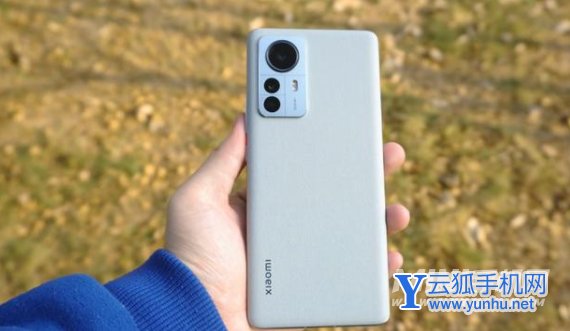 iPhone12Pro和小米12Pro怎么选择-哪款手机值得入手-参数对比