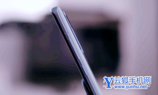 同为小屏手机的小米12和iPhone13哪款更值得入手-哪款手机性价比更高