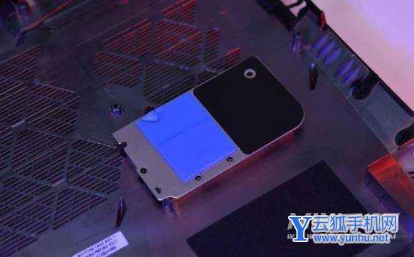 机械革命旷世水冷<a href='https://www.wddqw.com/c_657.html' target='_blank'>游戏</a>本内部构造怎么样-真机拆机评测