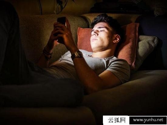 手机护眼模式有用吗 解密手机护眼模式原理