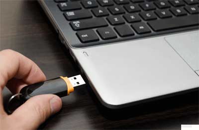 u盘在电脑上读不出来什么原因？教你如何解决