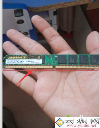 电脑和显示器连接不上怎么办_电脑和显示器连接不上是什么原因