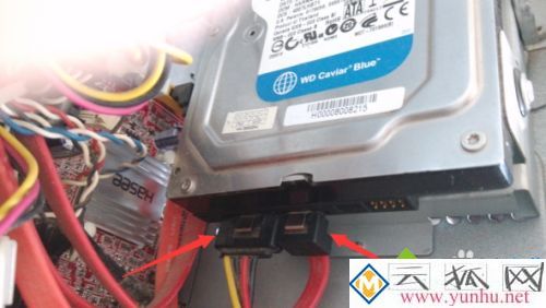 电脑和显示器连接不上怎么办_电脑和显示器连接不上是什么原因