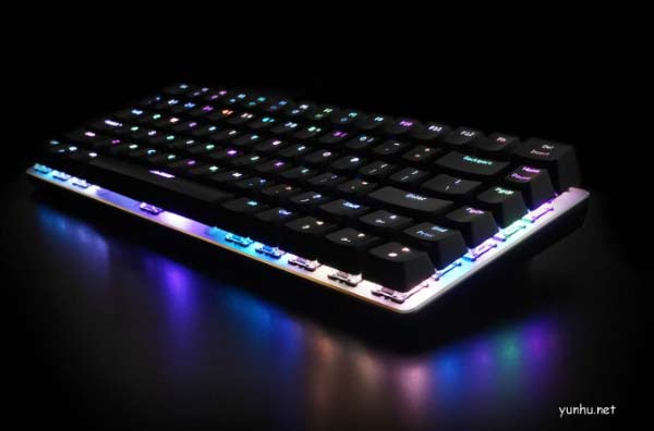新买的机械键盘怎么调灯光
