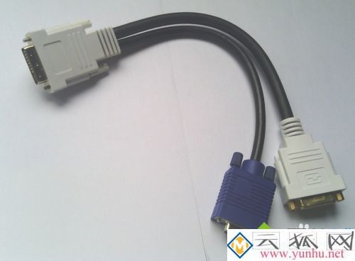 电脑怎么接双显示器_台式电脑怎么连二台显示器