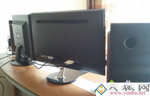 电脑怎么接双显示器_台式电脑怎么连二台显示器