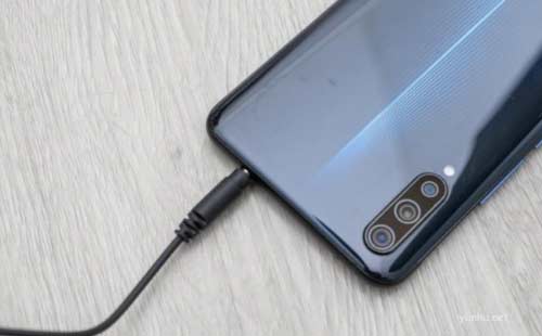 蓝牙耳机一个响一个不响怎么办