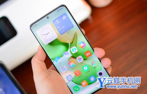 三星s22和note20u怎么选择-哪款手机手机更加值得入手