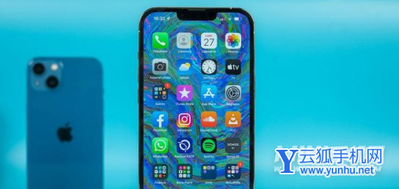 三星S22Ultra和iPhone13ProMax有什么区别-哪款手机性价比更高