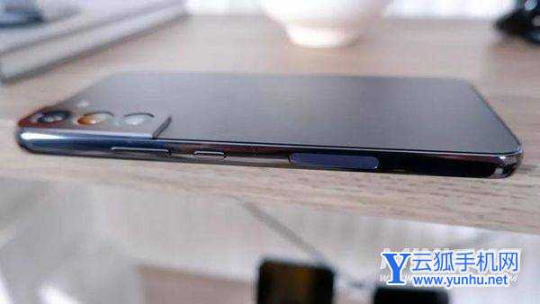 三星S22真机上手测评-手机全面测评