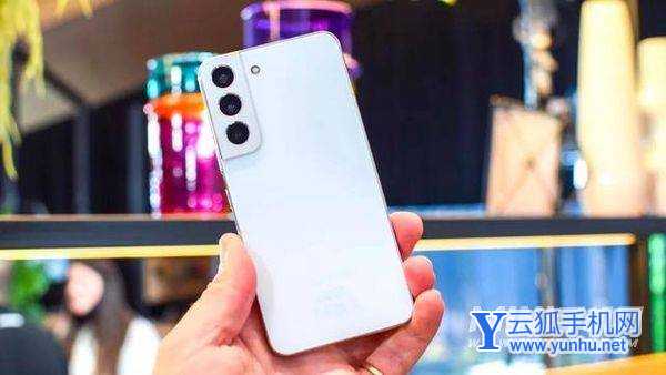 三星S22真机上手测评-手机全面测评