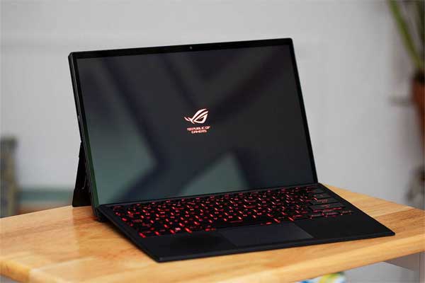 华硕ROG Flow Z13笔记本电脑，一款面向<a href='https://www.wddqw.com/c_657.html' target='_blank'>游戏</a>玩家的Surface Pro