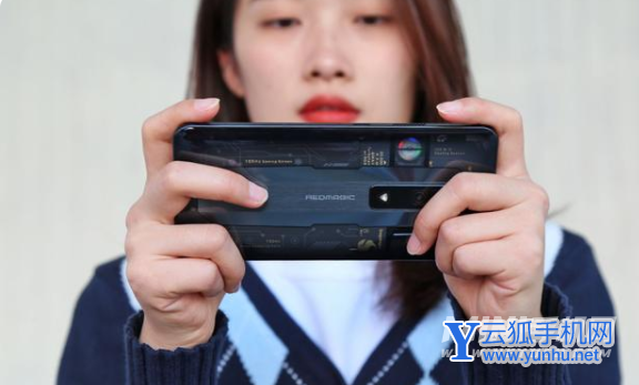 红魔7和拯救者y90哪款手机更加值得入手-手机参数对比