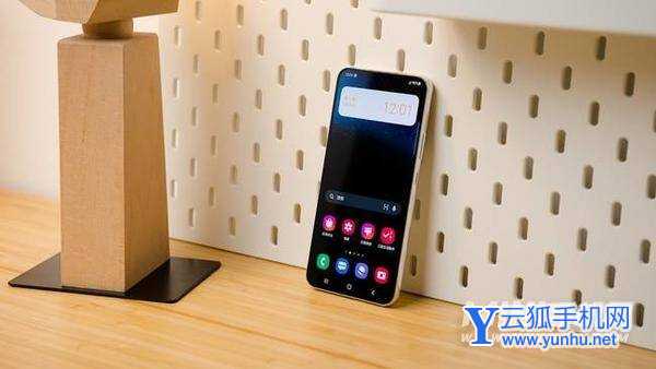 三星s22+真机上手测评-手机开箱测评