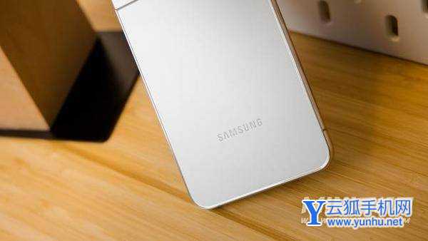 三星s22+真机上手测评-手机开箱测评