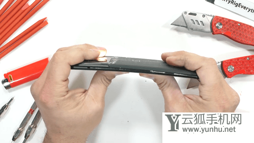 一加10Pro机身很脆吗-很容易断开吗