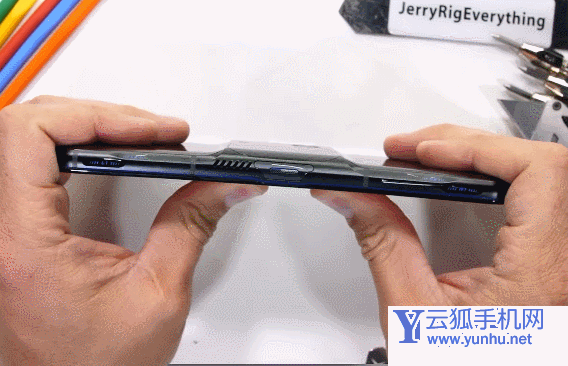 一加10Pro机身很脆吗-很容易断开吗