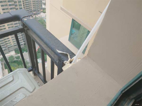 空调漏水怎么办?奥克斯空调内机漏水维修图文教程