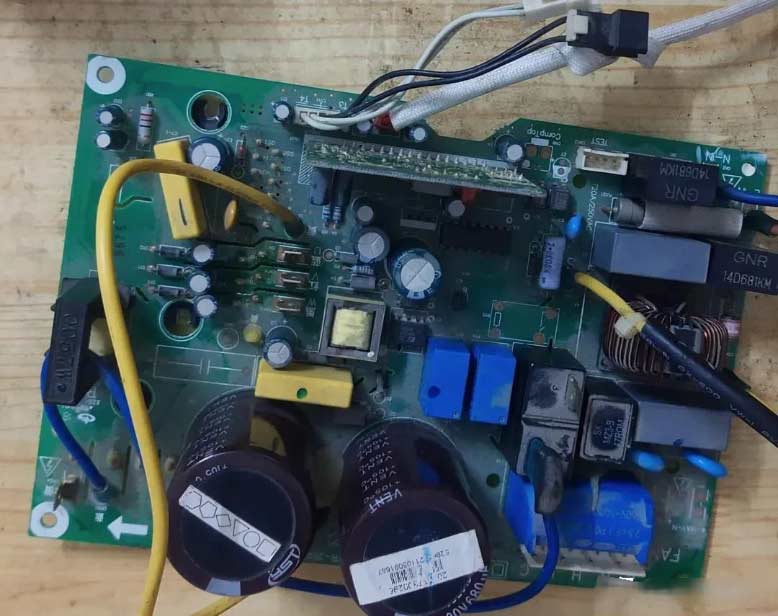 美的变频空调电路分析