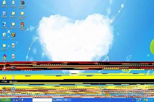 电脑花屏是什么原因?显示器花屏的四个主要因素(图二)