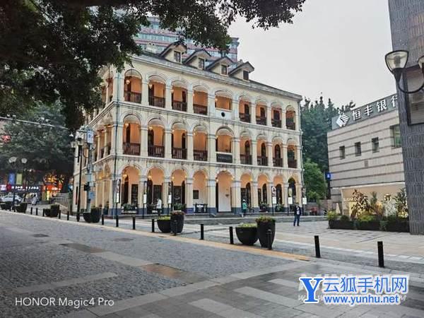 荣耀magic4Pro和三星s22Ultra拍照方面哪个更好-手机拍照评测