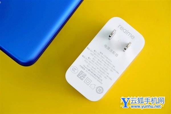 超常发挥的天玑8100！真我GT Neo3首发评测：150W秒充简直光速