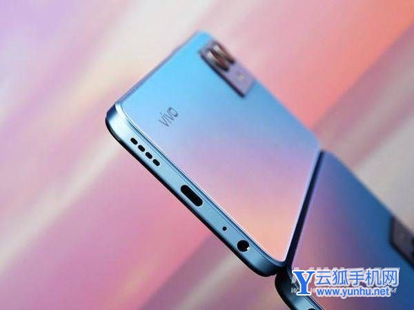 vivoy33s真机上手测评-手机开箱测评
