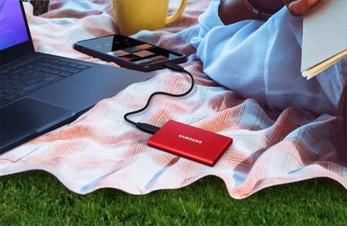 1TB Type-c 移动固态硬盘秒杀 829 元 