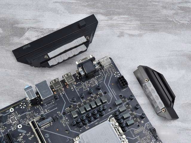 铭瑄 MS- 终结者 B660M 主板评测 入门板也玩堆料 