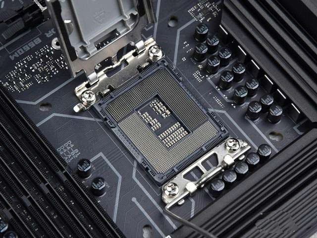 铭瑄 MS- 终结者 B660M 主板评测 入门板也玩堆料 