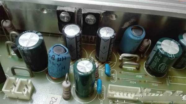 创维47L05HF液晶电视突然有图没声，更换LED背光