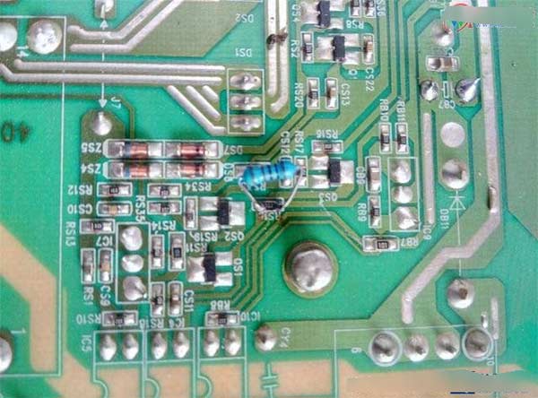 第一次成功修复LCD液晶电视电源故障