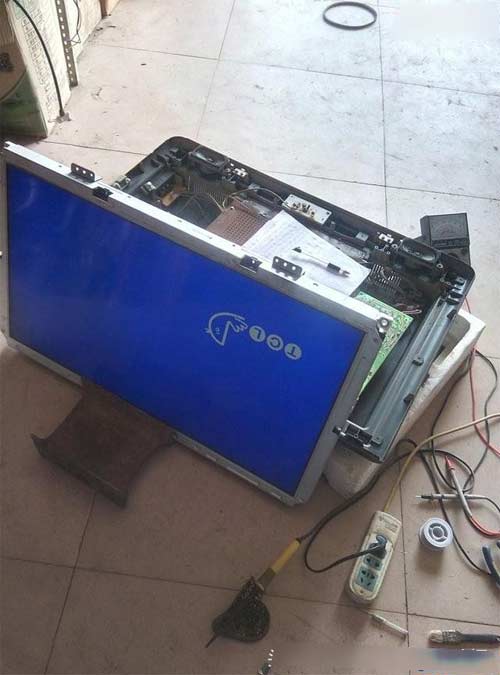 第一次成功修复LCD液晶电视电源故障