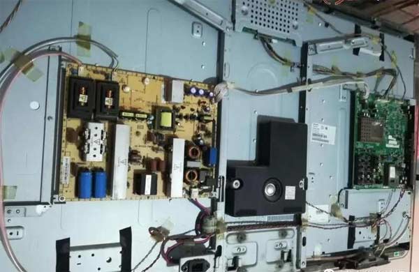 飞利浦液晶电视42PFL5609/93不开机故障维修